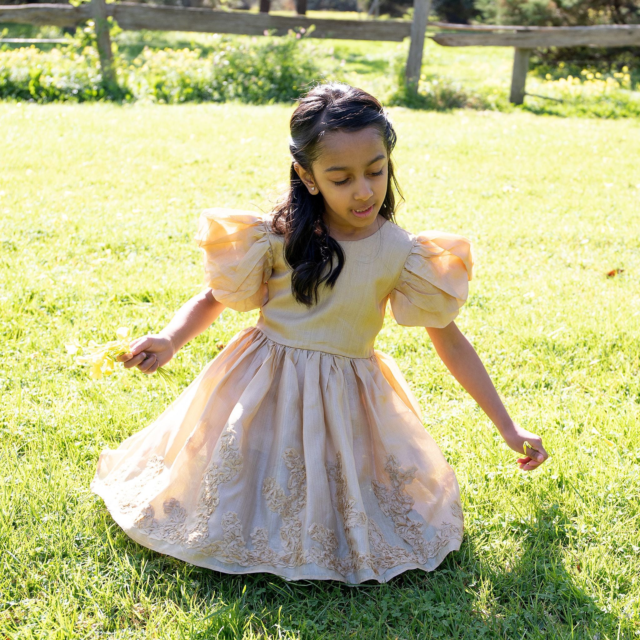 The Seinna Gold - Silk Dress
